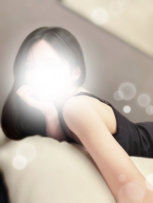八神　りさ